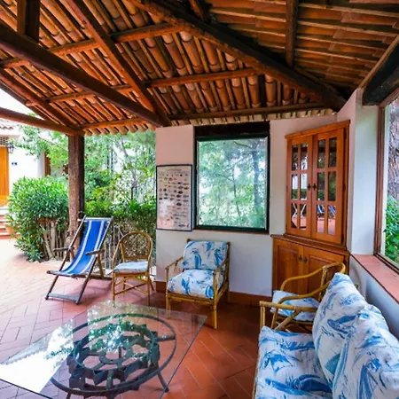 Enticing In With Shared Swimming Pool Villa Ricadi